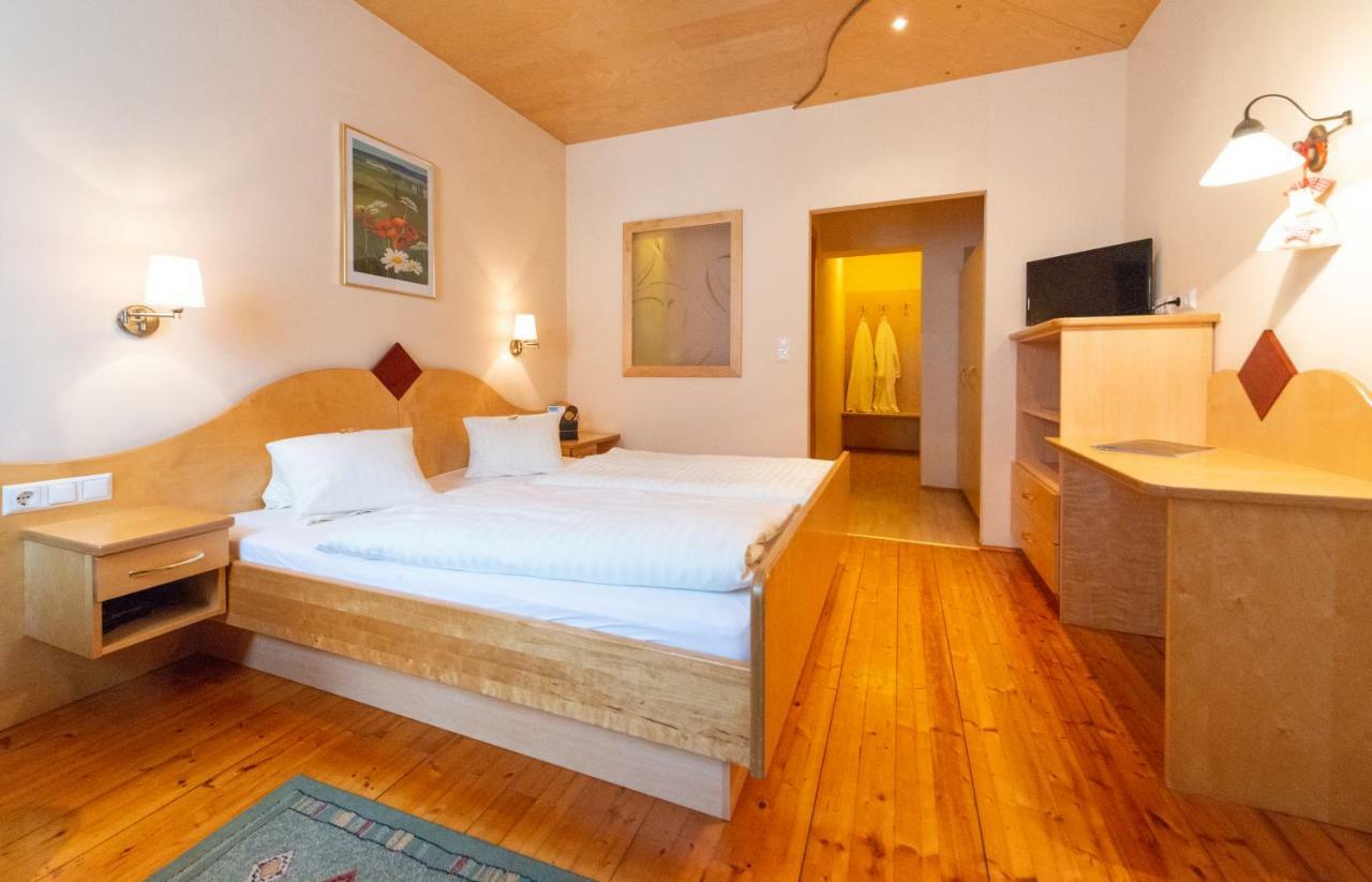 Landhotel Pacher أوبرفيلاخ المظهر الخارجي الصورة